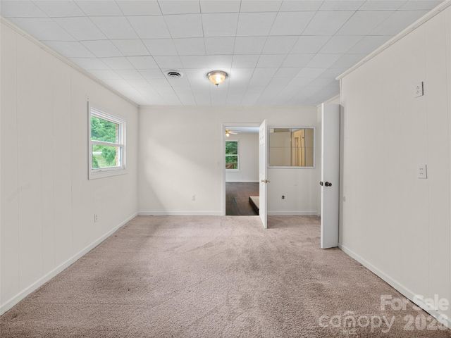 1644 State Hwy 80 S None, Burnsville, NC 28714
