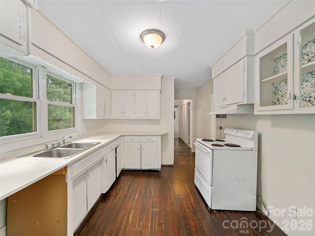 1644 State Hwy 80 S None, Burnsville, NC 28714