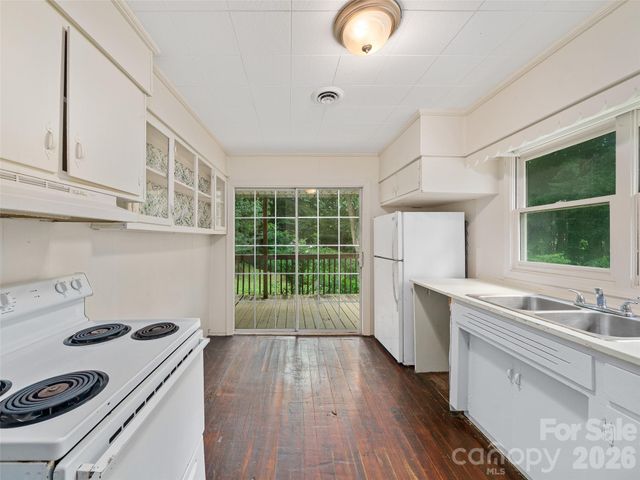 1644 State Hwy 80 S None, Burnsville, NC 28714