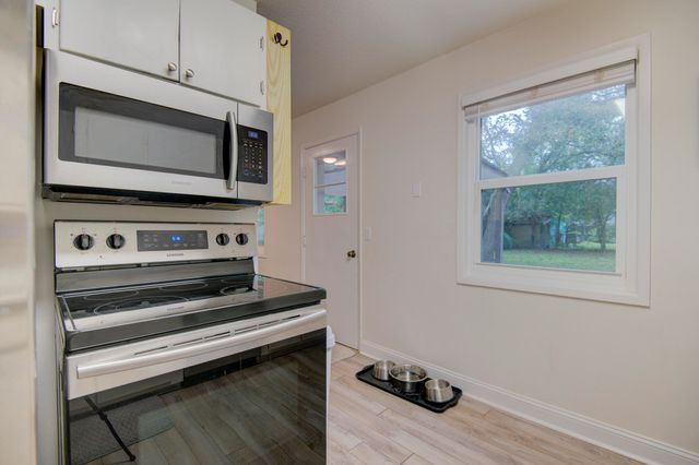 23 Miller Street, Fort Walton Beach, FL 32547