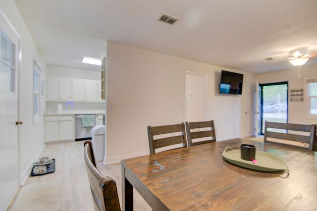 23 Miller Street, Fort Walton Beach, FL 32547