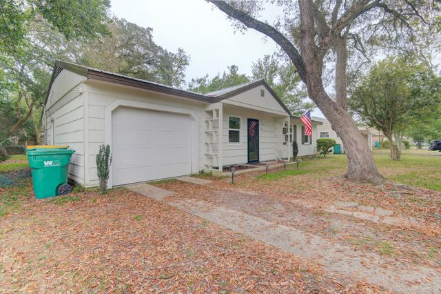23 Miller Street, Fort Walton Beach, FL 32547