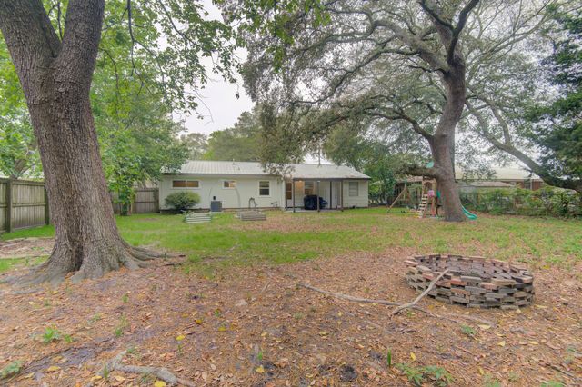23 Miller Street, Fort Walton Beach, FL 32547