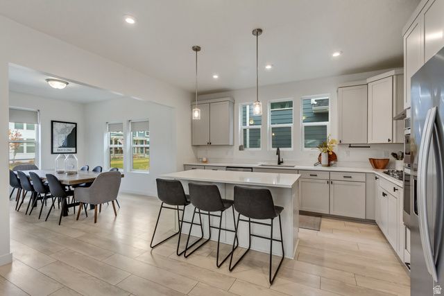 867 N 2125 W, Layton, UT 84041