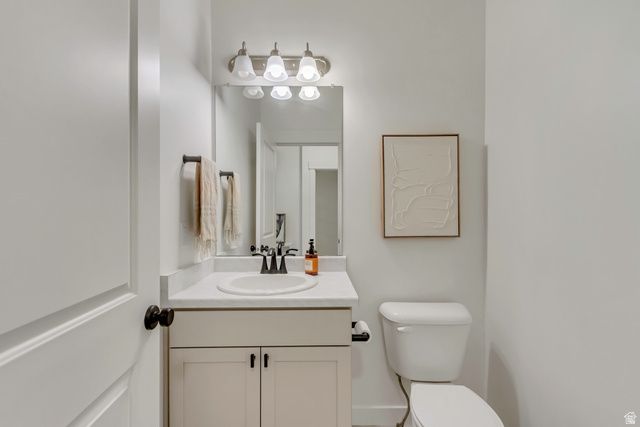 867 N 2125 W, Layton, UT 84041