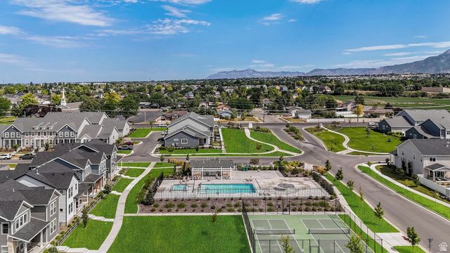 867 N 2125 W, Layton, UT 84041