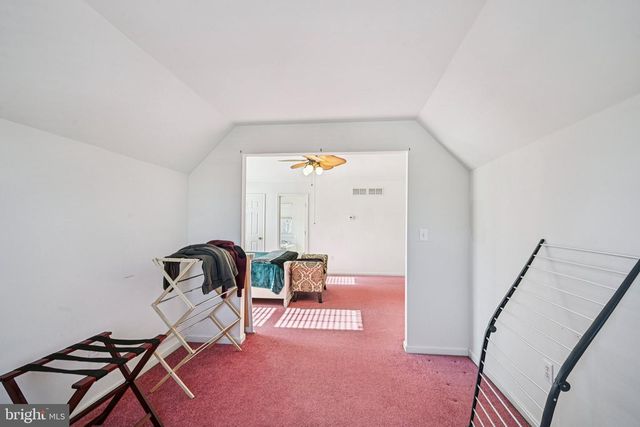 207 WATERFORD RD, Egg Harbor Township, NJ 08234