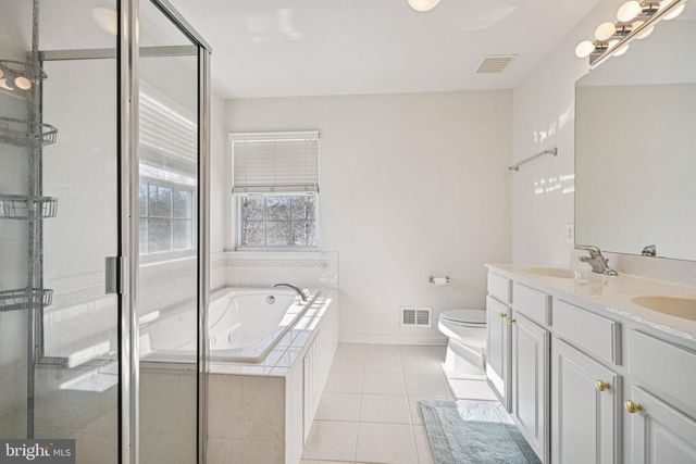 207 WATERFORD RD, Egg Harbor Township, NJ 08234