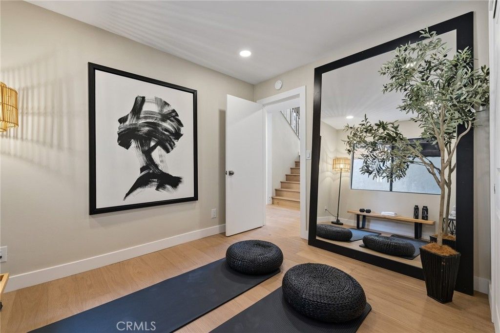 Image 47 of property listing at 275 Fairview Road, Ojai, CA 93023