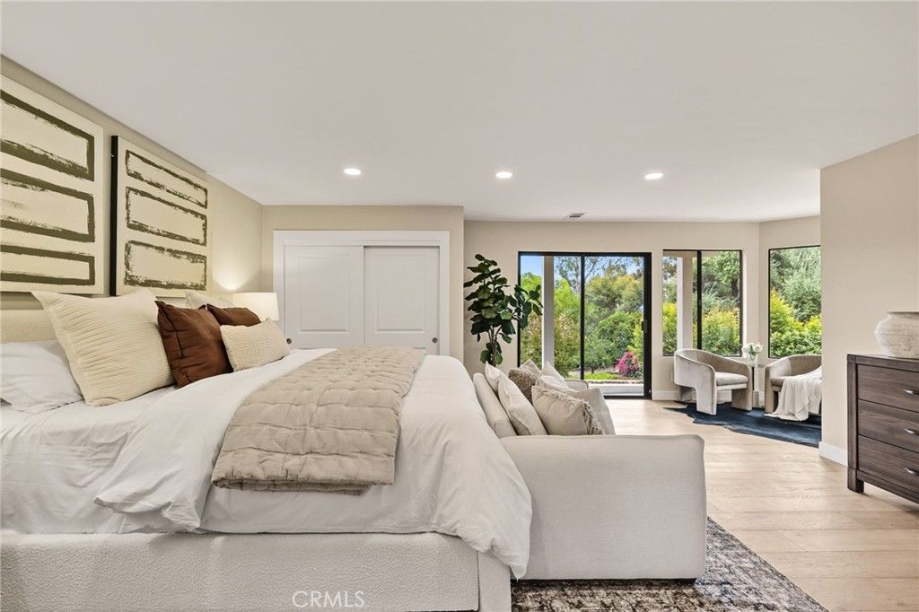 Image 48 of property listing at 275 Fairview Road, Ojai, CA 93023