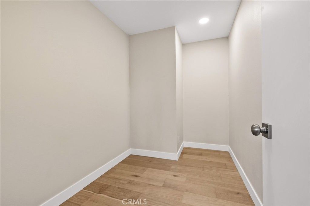 Image 52 of property listing at 275 Fairview Road, Ojai, CA 93023