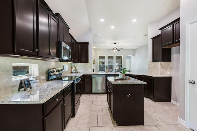 1024 Arvada DR, Leander, TX 78641