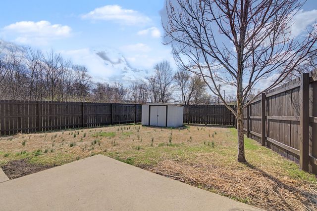 25 Dedmon St, Lebanon, TN 37087