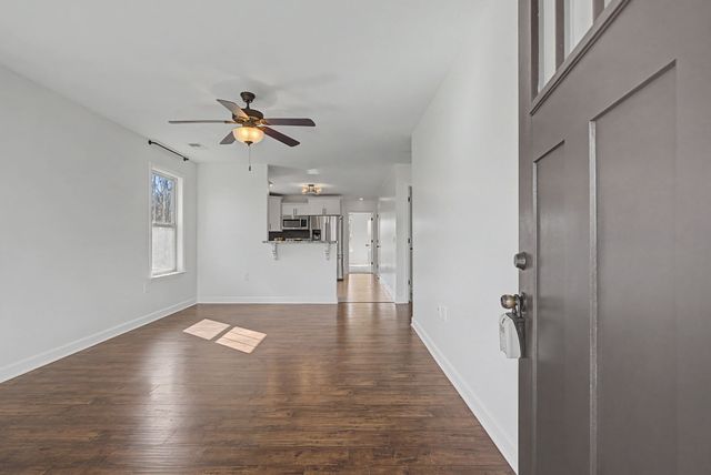 25 Dedmon St, Lebanon, TN 37087