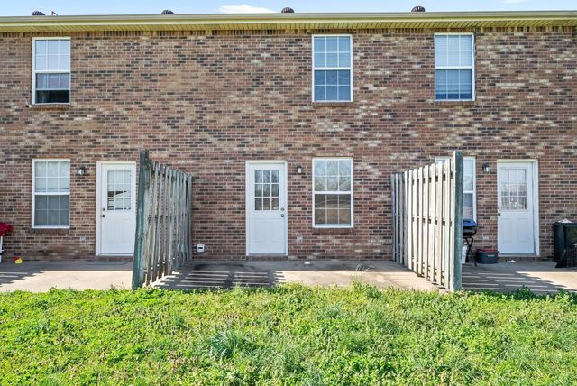 690 Needmore Road, Clarksville, TN 37040
