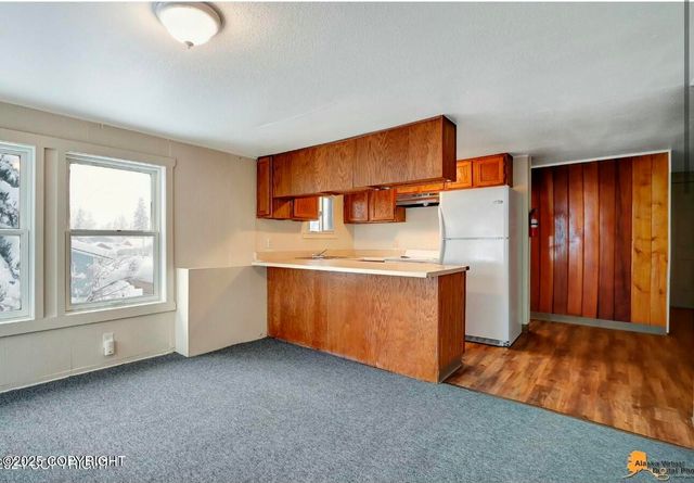 8414 Duben Avenue, Anchorage, AK 99504