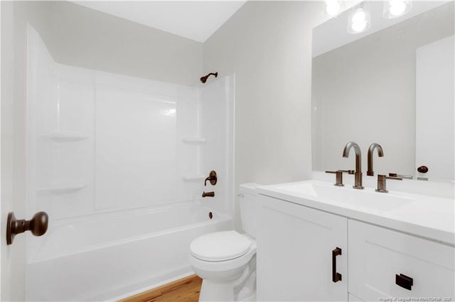 102 Bruce Lane, Spring Lake, NC 28390