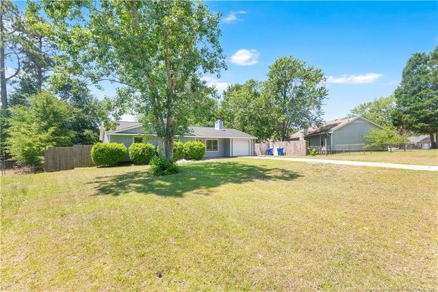 102 Bruce Lane, Spring Lake, NC 28390