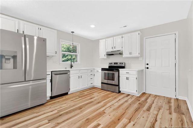 102 Bruce Lane, Spring Lake, NC 28390