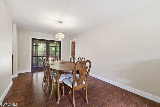 5681 Bur Oaks LN, Naples, FL 34119