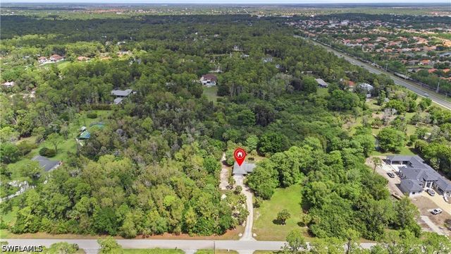 5681 Bur Oaks LN, Naples, FL 34119