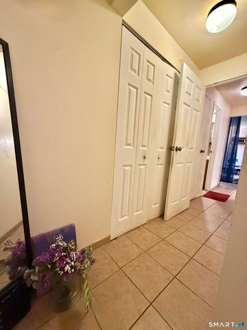 157 Bull Hill Lane APT 102, West Haven, CT 06516