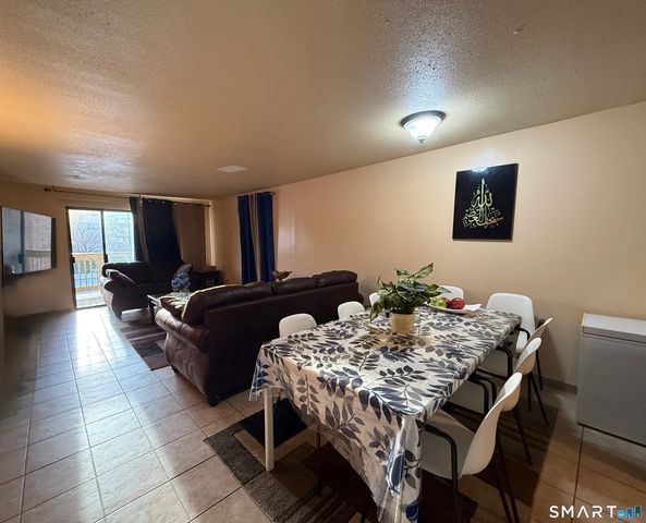 157 Bull Hill Lane APT 102, West Haven, CT 06516