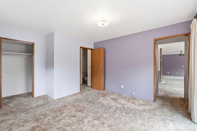 5470 E Grapeview Loop Road, Allyn, WA 98524