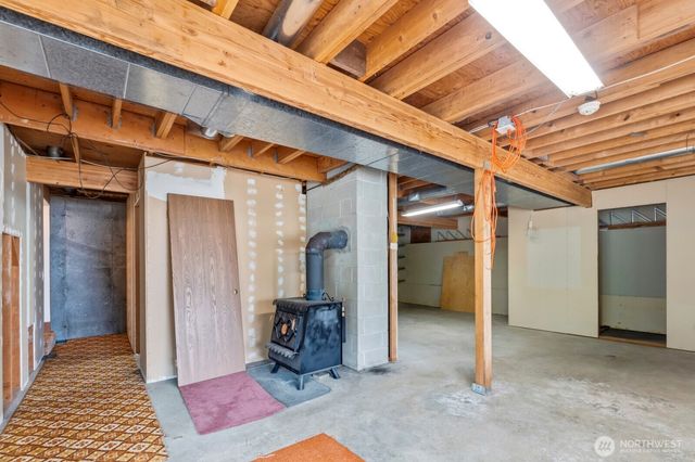 5470 E Grapeview Loop Road, Allyn, WA 98524