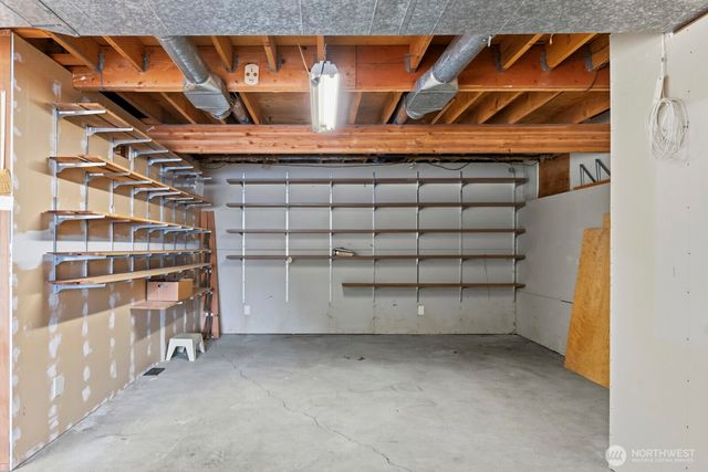 5470 E Grapeview Loop Road, Allyn, WA 98524