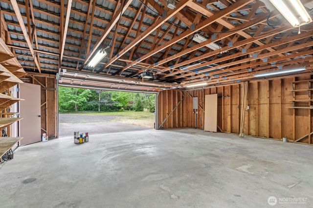 5470 E Grapeview Loop Road, Allyn, WA 98524