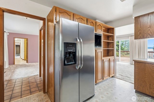 5470 E Grapeview Loop Road, Allyn, WA 98524