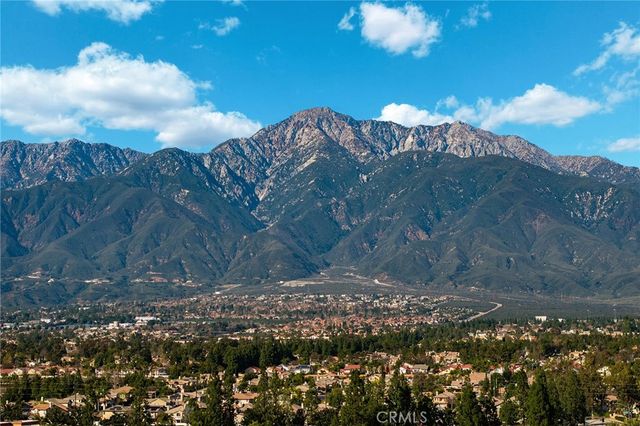 7523 Wellington, Rancho Cucamonga, CA 91730