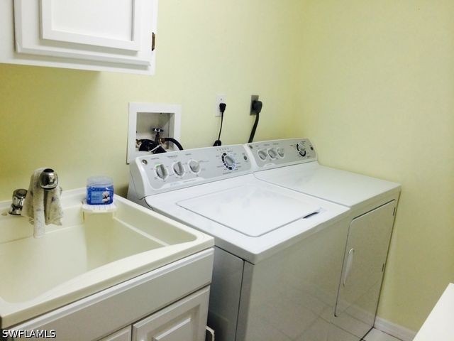 717 Landover CIR 103, Naples, FL 34104