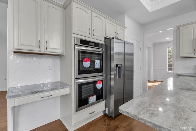 2032 Tradition Drive, Canton Charter Township, MI 48187