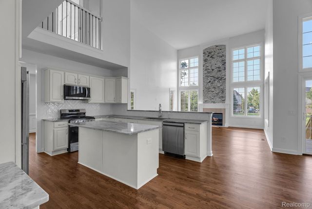 2032 Tradition Drive, Canton Charter Township, MI 48187