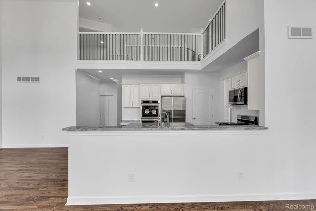 2032 Tradition Drive, Canton Charter Township, MI 48187