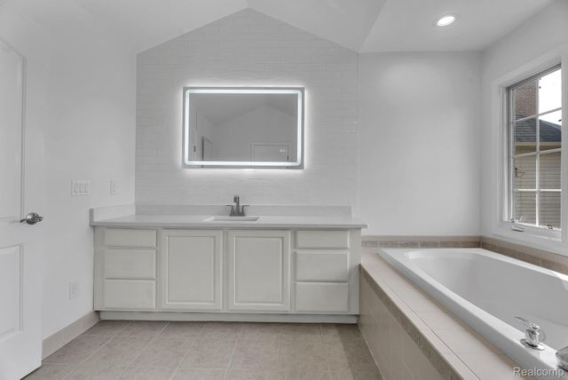 2032 Tradition Drive, Canton Charter Township, MI 48187