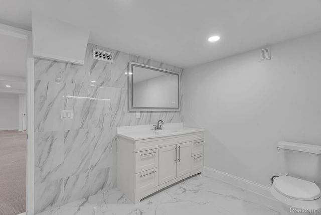 2032 Tradition Drive, Canton Charter Township, MI 48187