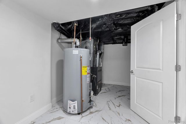 2032 Tradition Drive, Canton Charter Township, MI 48187