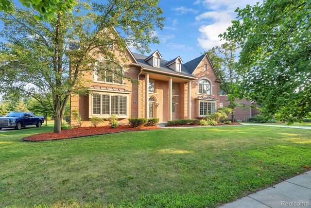 2032 Tradition Drive, Canton Charter Township, MI 48187