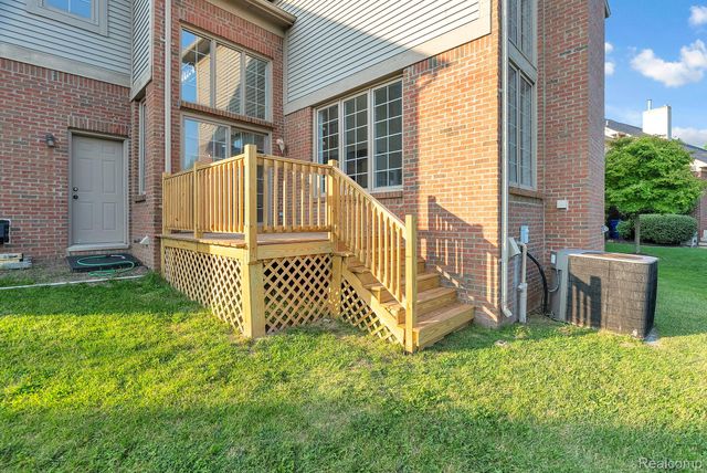 2032 Tradition Drive, Canton Charter Township, MI 48187