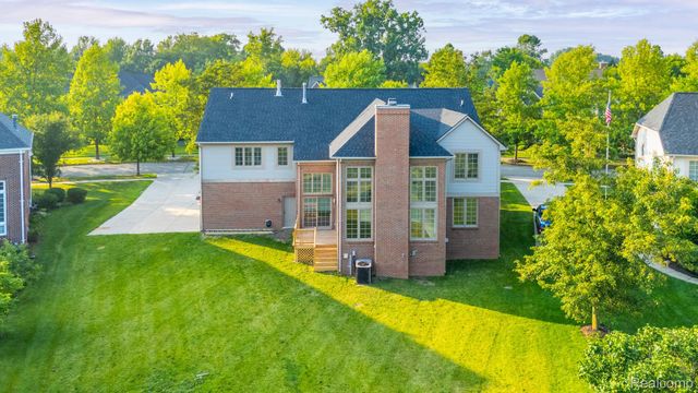 2032 Tradition Drive, Canton Charter Township, MI 48187