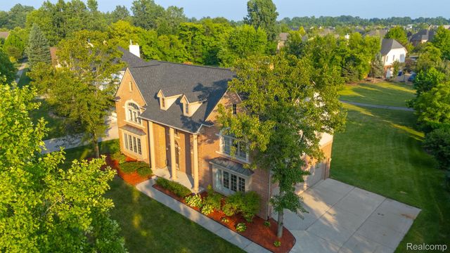 2032 Tradition Drive, Canton Charter Township, MI 48187