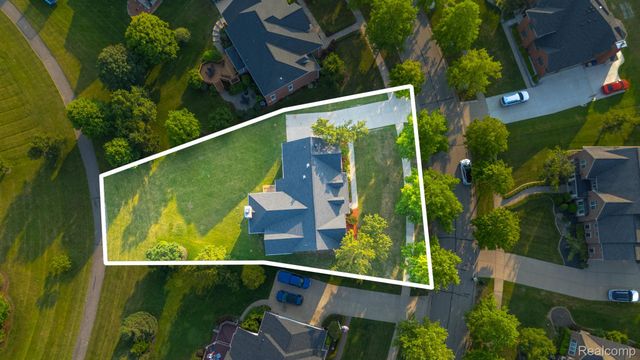 2032 Tradition Drive, Canton Charter Township, MI 48187