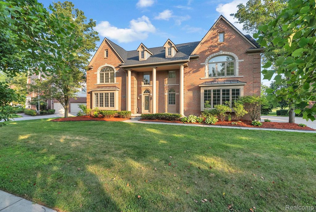 2032 Tradition Drive, Canton Charter Township, MI 48187