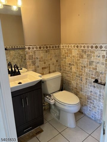 112 N Broadway G, South Amboy City, NJ 08879