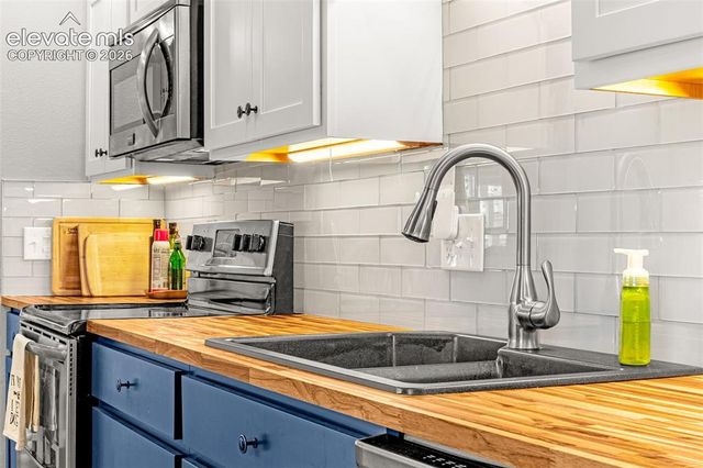 11966 E Maple Avenue, Aurora, CO 80012