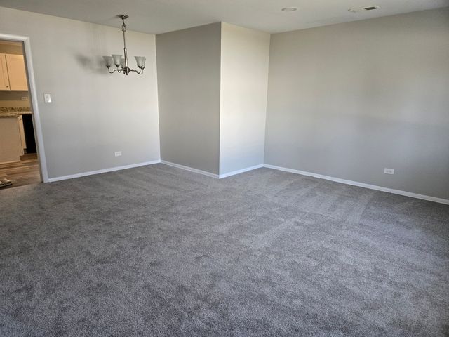 63 W Manchester Drive, Wheeling, IL 60090