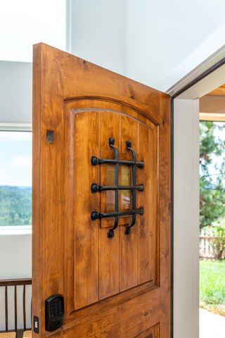 3554 Braden Rd, Camino, CA 95709